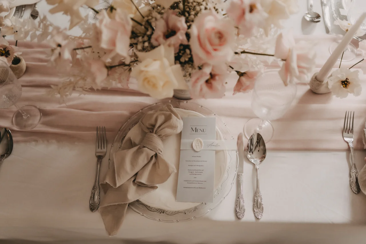 festglanz-hero-tafel-blush.jpg